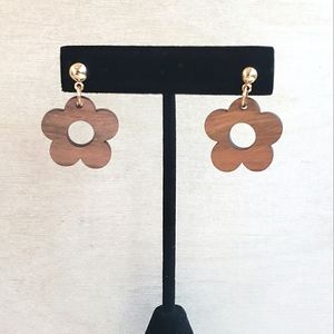 Wood Daisy Earrings